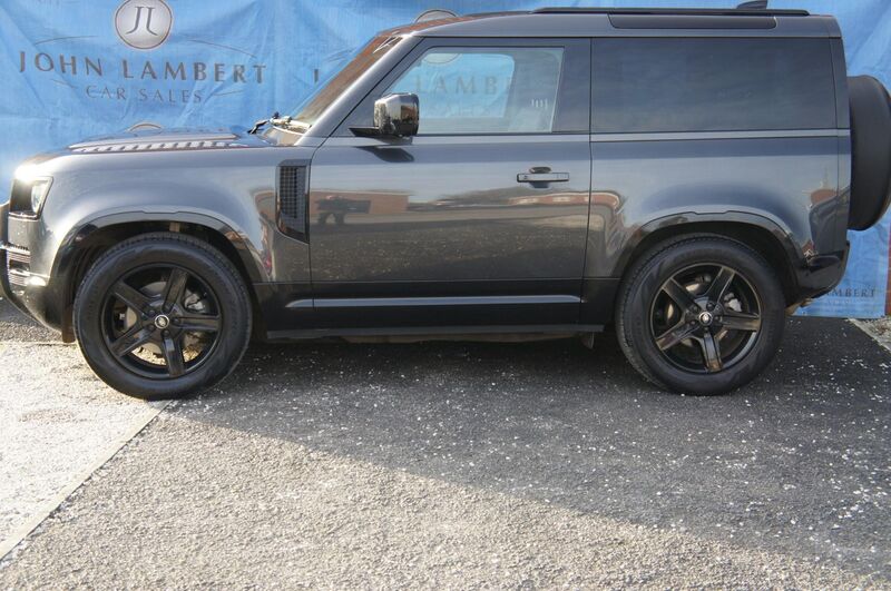 LAND ROVER DEFENDER 90