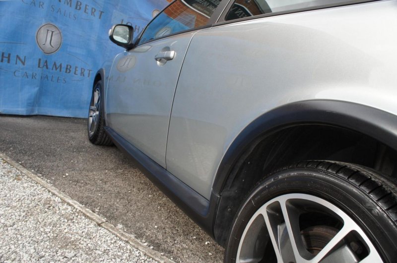 VOLVO C30