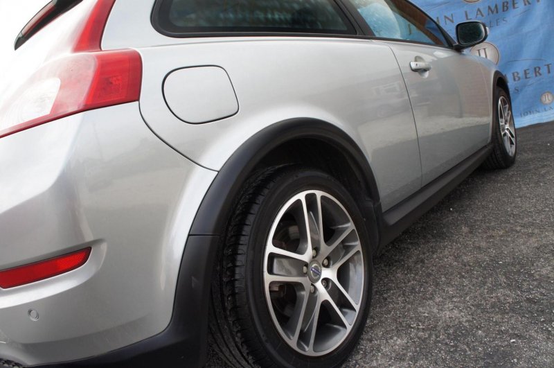 VOLVO C30