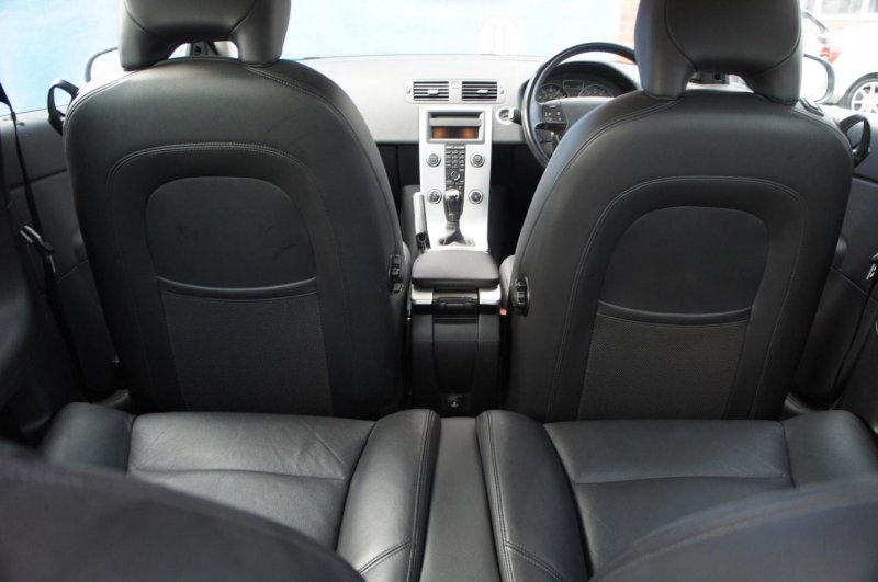 VOLVO C30