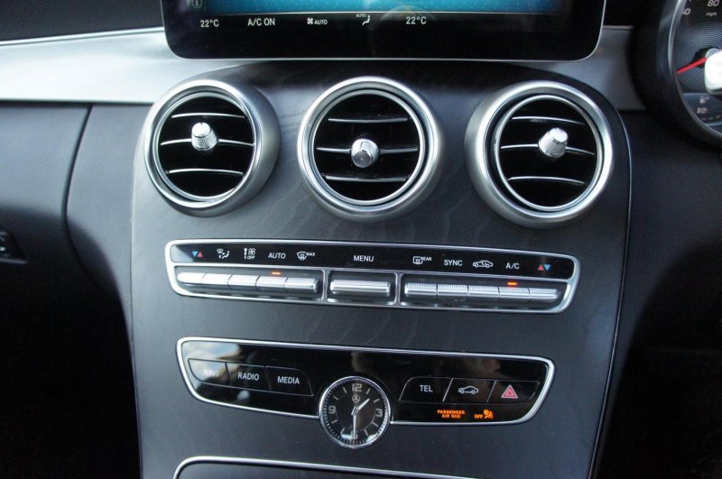 MERCEDES-BENZ C CLASS