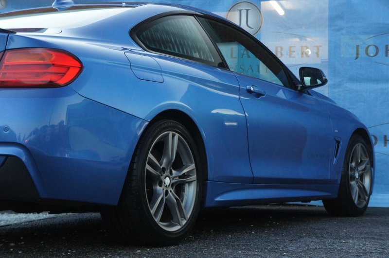 BMW 4 SERIES