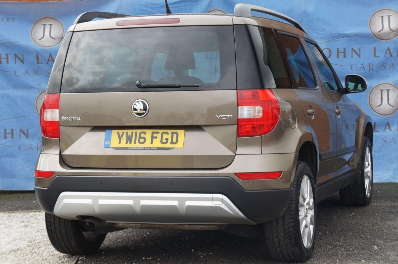 SKODA YETI
