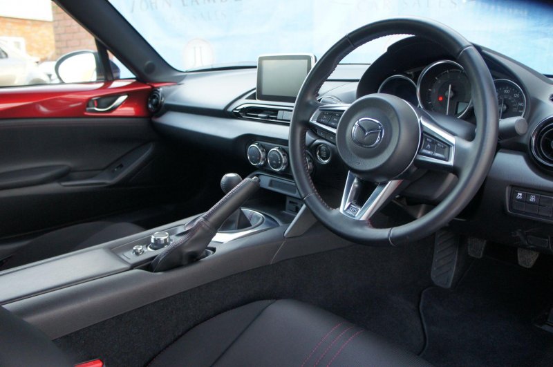 MAZDA MX-5