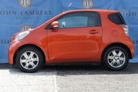 TOYOTA IQ