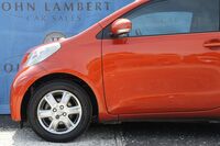 TOYOTA IQ
